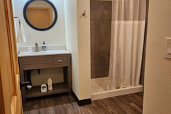 Room 148 of 279