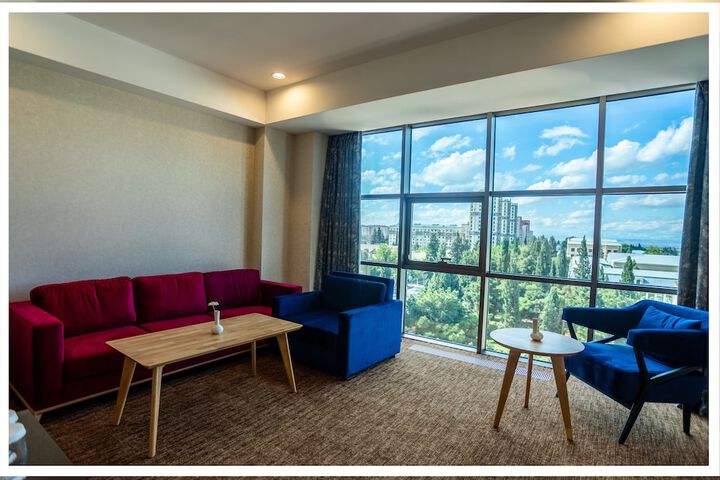 Room 19 of 53