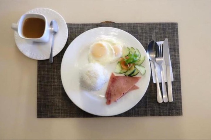 Breakfast/Coffee Service 20 of 22