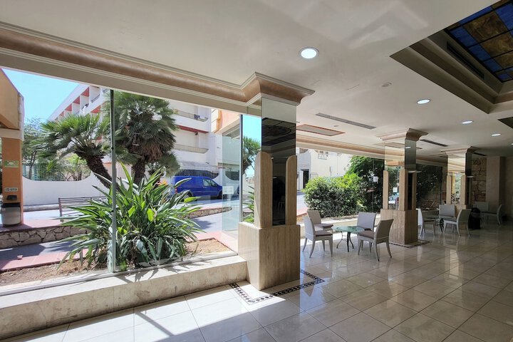 Lobby Photos