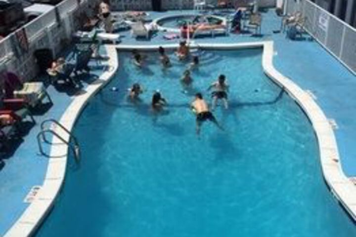 Pool 22 of 25