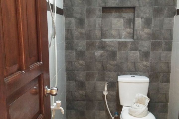 Room 41 of 102