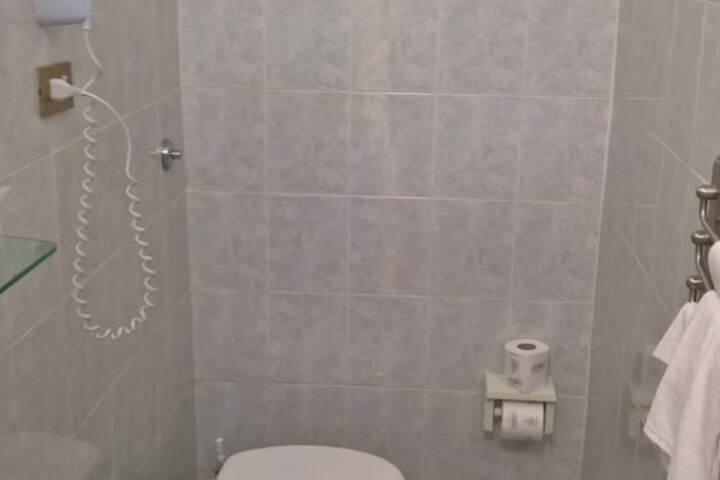 Room 19 of 27