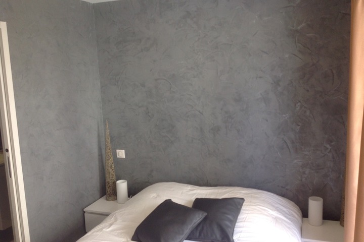 Room 1 of 62