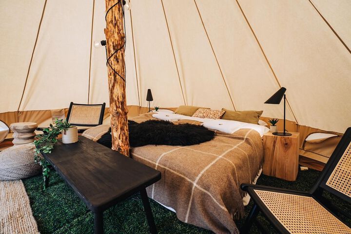 Room 4 of 34