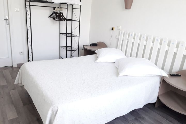 Au Nouvel Hotel