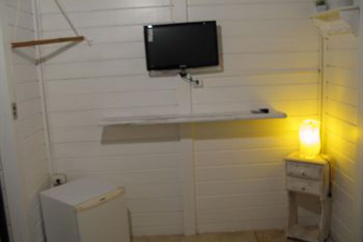 Room 5 of 14