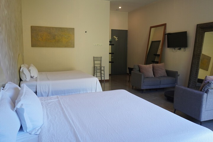Room 15 of 47