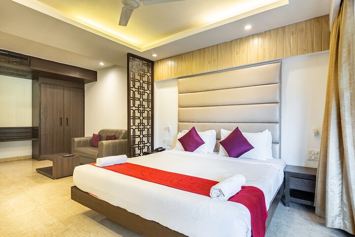 Room 4 of 67