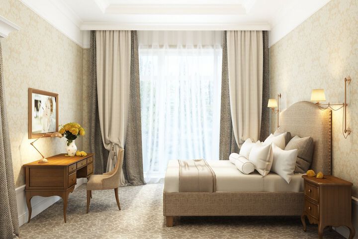 Room 8 of 33