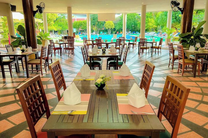 Dining 100 of 143