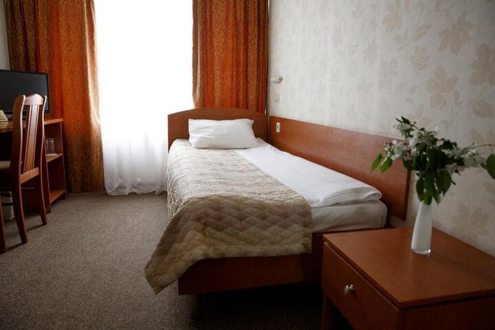 Room 56 of 102