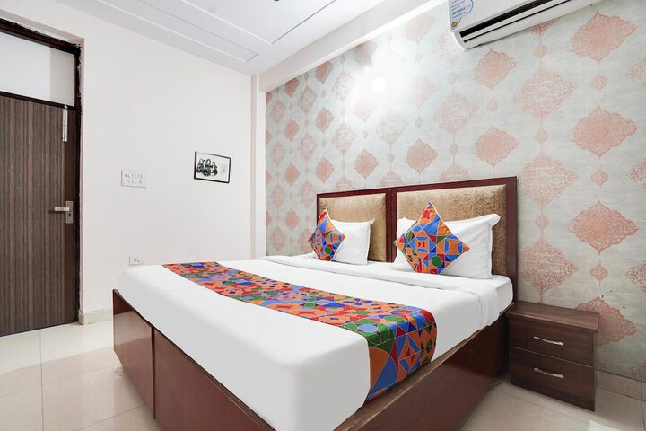 Room 30 of 41