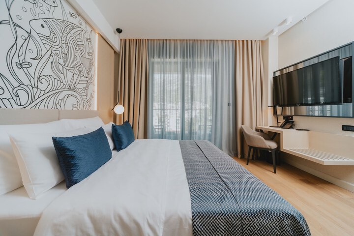 Room 5 of 31