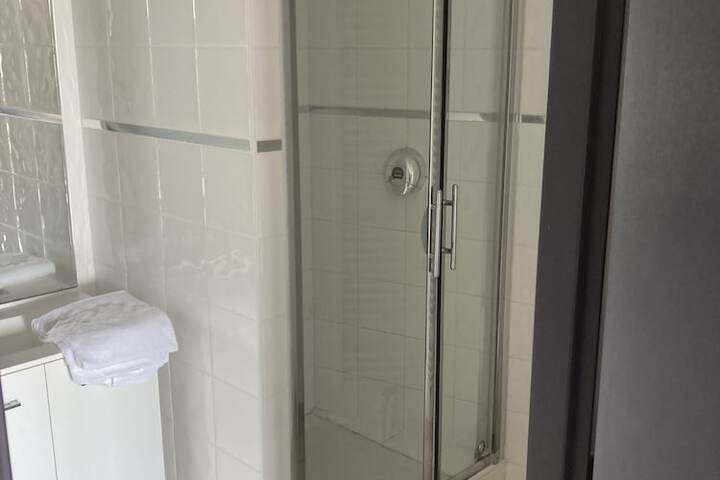 Room 18 of 68