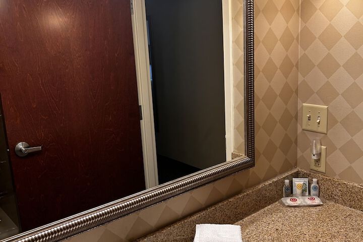Room 22 of 39