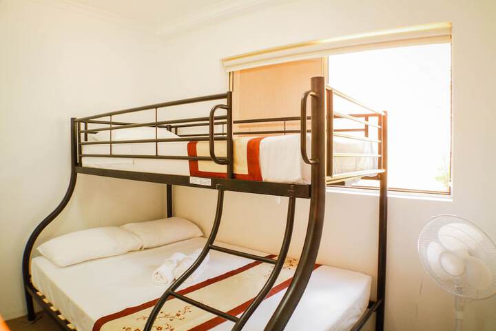 Room 3 of 47