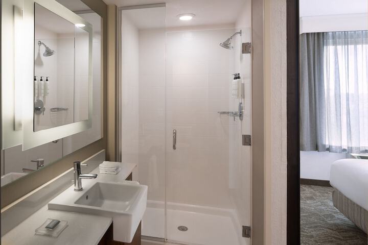 Room 10 of 58