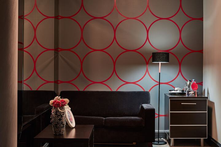 Room 26 of 73