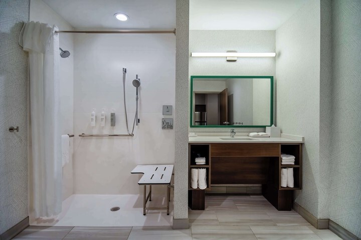 Bathroom shower