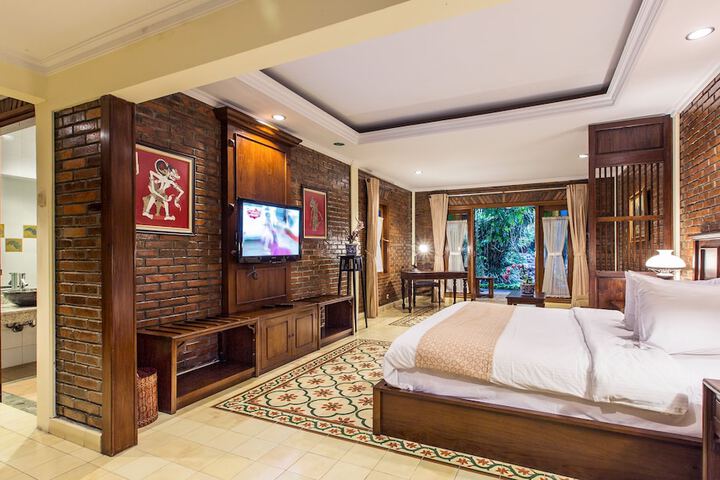 Room 9 of 57