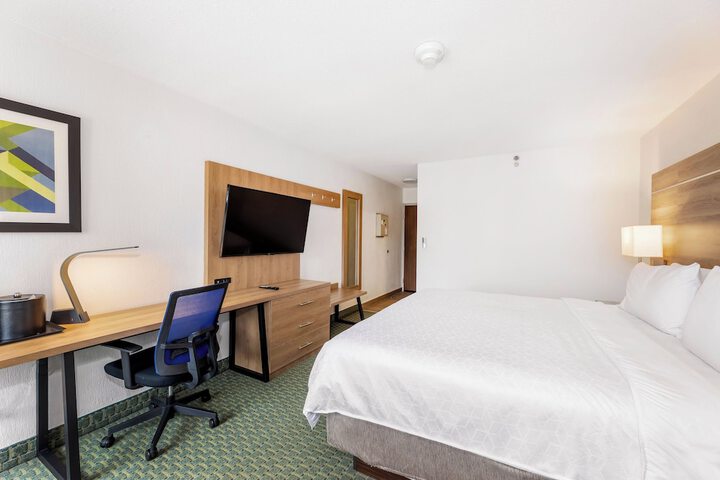 Room 64 of 125