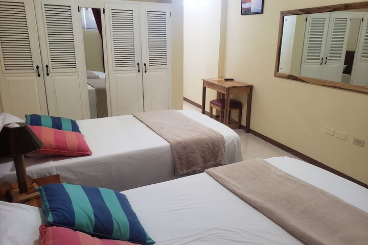 Room 10 of 78