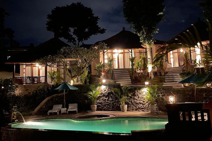 Pool 52 of 62