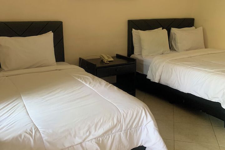 Room 22 of 125