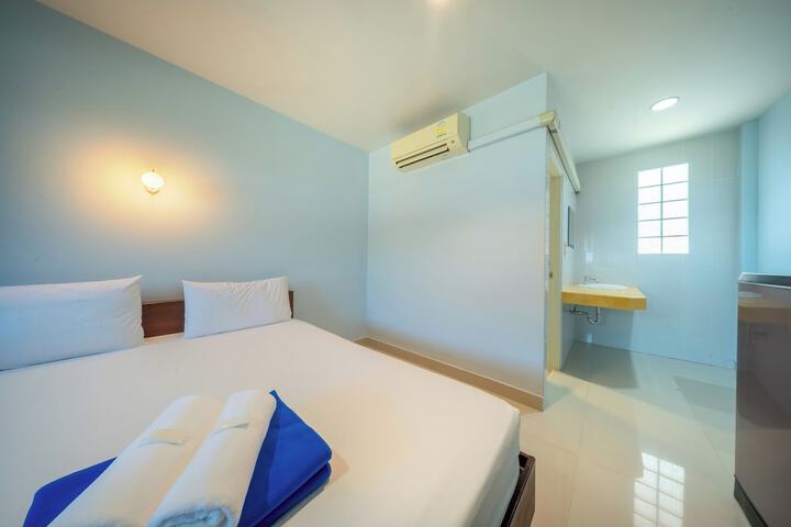 Room 3 of 17