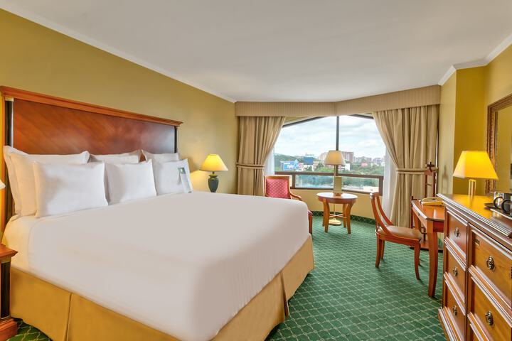 Room 20 of 81