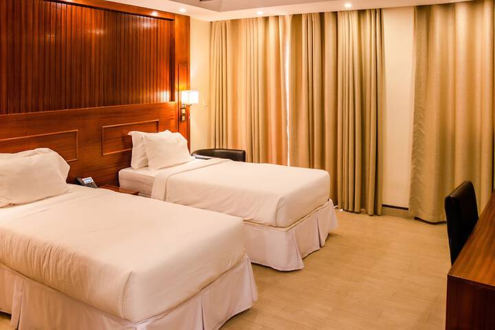 Room 8 of 46