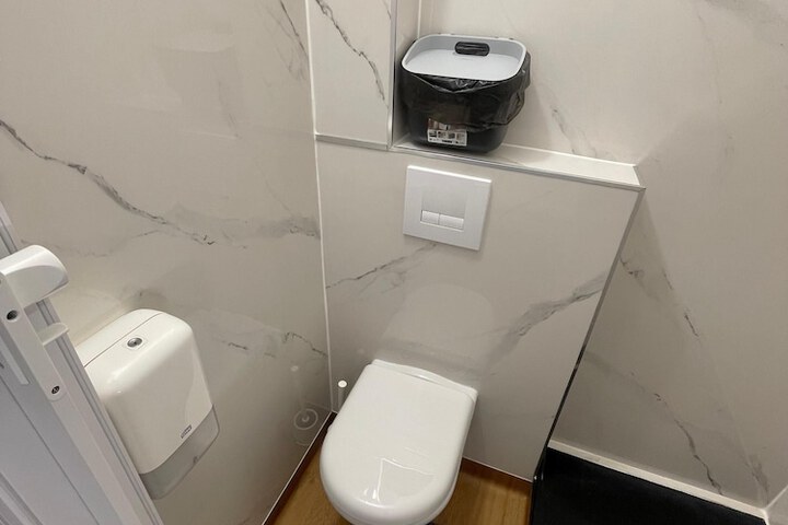 Room 18 of 26