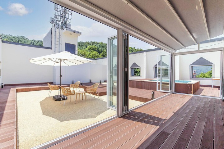 Terrace/Patio 53 of 82