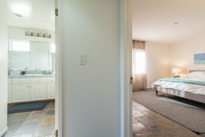 Room 15 of 60