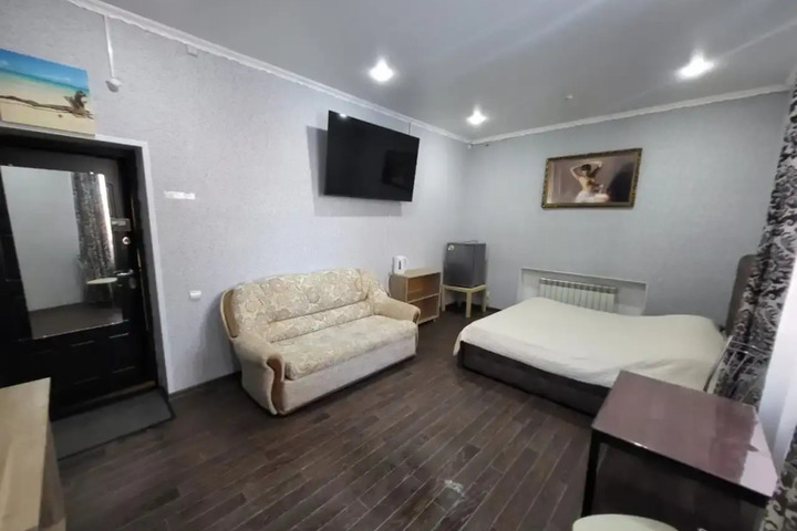 DELYUKS MINI-HOTEL