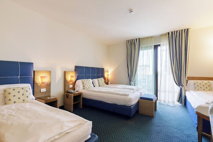 Room 20 of 53