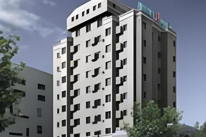 Photo 23