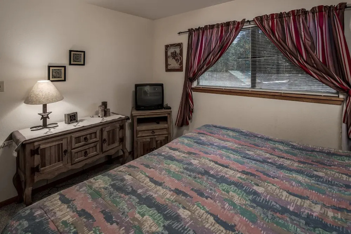 Room 3 of 19