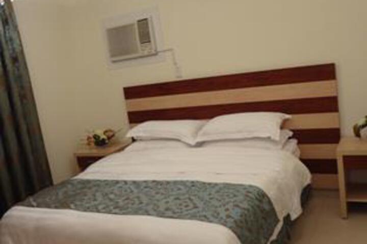 Room 2 of 5