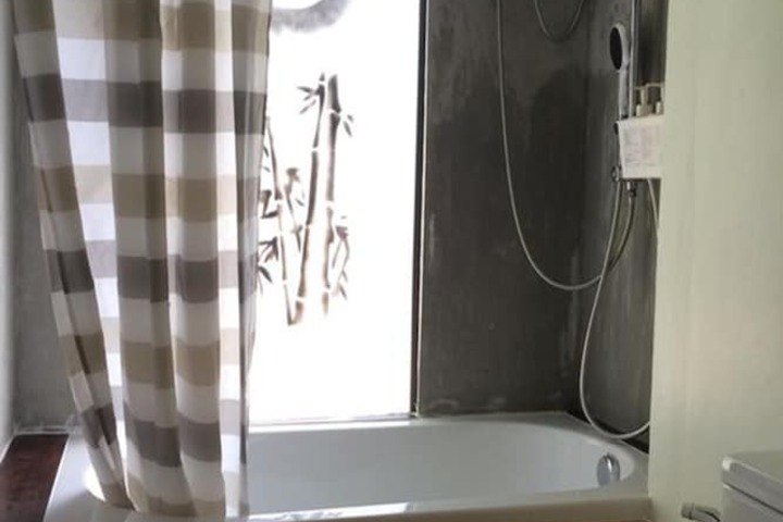 Room 7 of 15