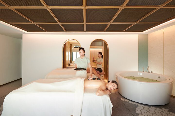 Spa 76 of 159