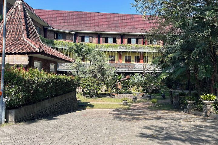 Hotel 51 of 61