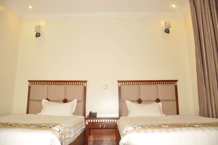 Room 7 of 43