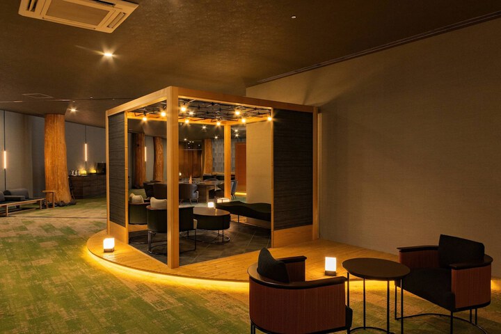 Lobby Entry