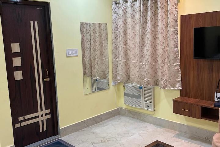 Room 15 of 27