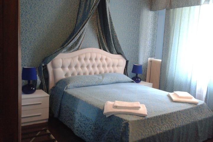 Room 29 of 96