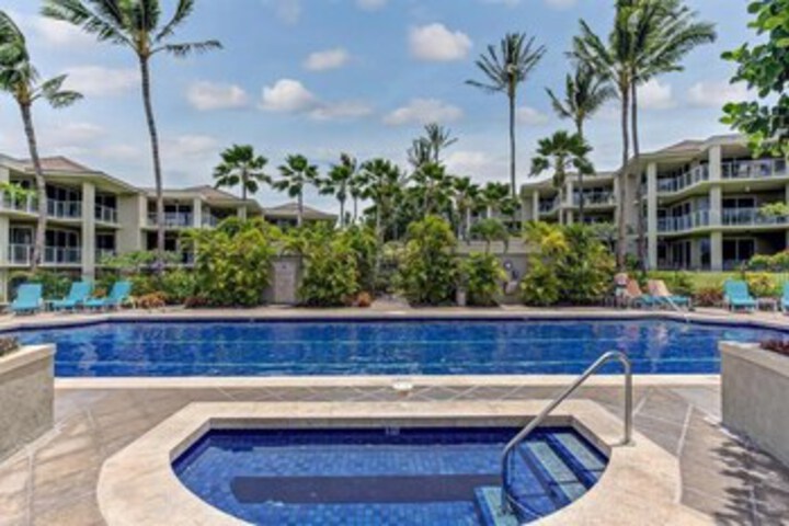 Pool 16 of 24