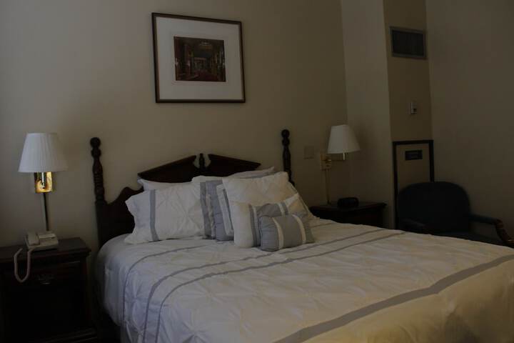 Room 9 of 56