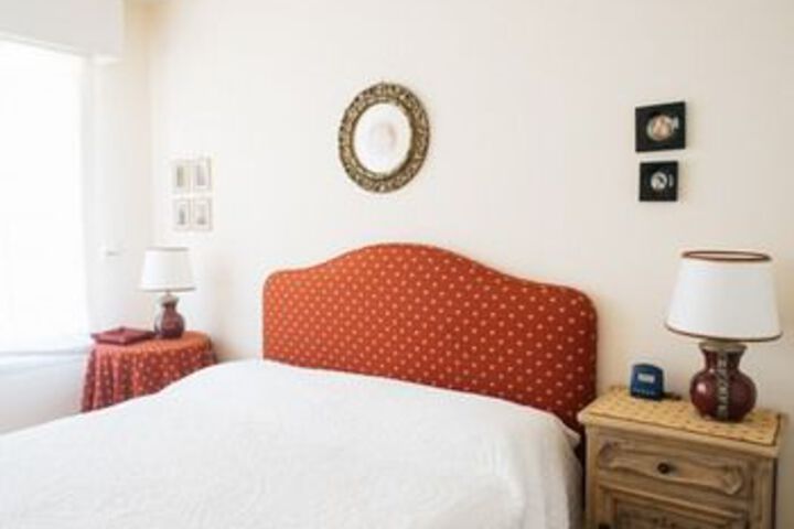 Room 10 of 19